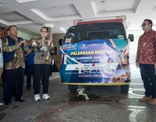 Pj. Gubernur Adhy Lepas Ekspor Produk Unggulan Jatim ke Empat Negara, Totalnya Tembus Rp 1,3 Miliar