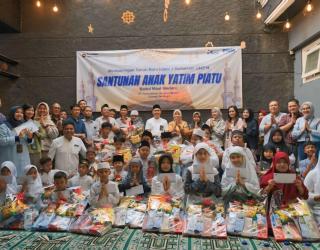 Tebar Kepedulian, PNM Cabang Surabaya Bersama Baitul Maal Madani Hadirkan Santunan bagi Anak Yatim Tebar Kepedulian, PNM Cabang Surabaya Bersama Baitul Maal Madani Hadirkan Santunan bagi Anak Yatim