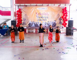 Sekolah Budaya Anak Gang Dolly: Inisiatif Unesa dan Komunitas Lokal Ubah Wajah Pendidikan di Surabaya