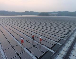 PLTS Terapung Cirata, Strategi PLN Nusantara Power Kejar Target NZE 2060