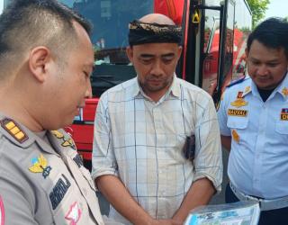 Jelang Nataru, Ditlantas Polda Jatim Ramcheck Bus untuk Pastikan Keselamatan Penumpang
