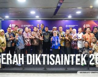 Unesa Raih 12 Anugerah Diktisaintek 2025