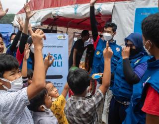 Dari Surabaya untuk Aceh: Unesa Kirim Relawan, Harapan, dan Doa