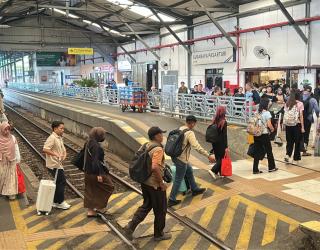 Dua Gangguan Operasional, Sejumlah KA di Daop 8 Surabaya Terlambat hingga 245 Menit