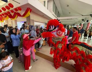 Perayaan Imlek, KAI Daop 8 Hadirkan Hiburan di Stasiun