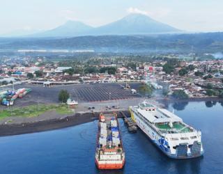 PLN Datangkan 6 IBT ke Banyuwangi, Perkuat Interkoneksi Listrik Jawa–Bali