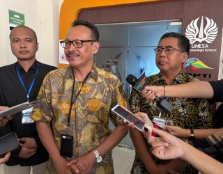 Unesa Buka Jalur Khusus Disabilitas 15 Mei, Martadi Pastikan Tes UTBK-SNBT Ramah Peserta Tuna Netra