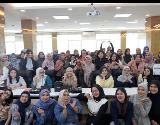 TPS Rayakan Kartini dengan Penguatan Kepercayaan Diri Pekerja Perempuan