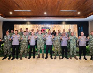 Kapolda Jatim dan Pangdam V/Brawijaya Perkuat Sinergi Jaga Keamanan Jawa Timur