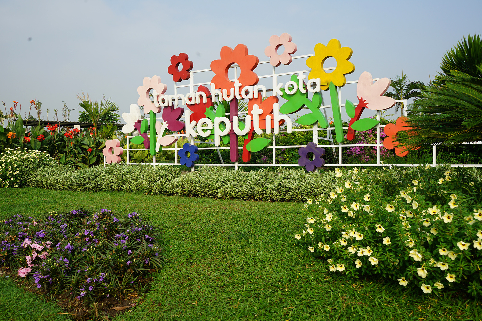 Taman Harmoni Surabaya yang akan bertransformasi menjadi destinasi wisata baru untuk memikat mata dan hati pengunjung. 