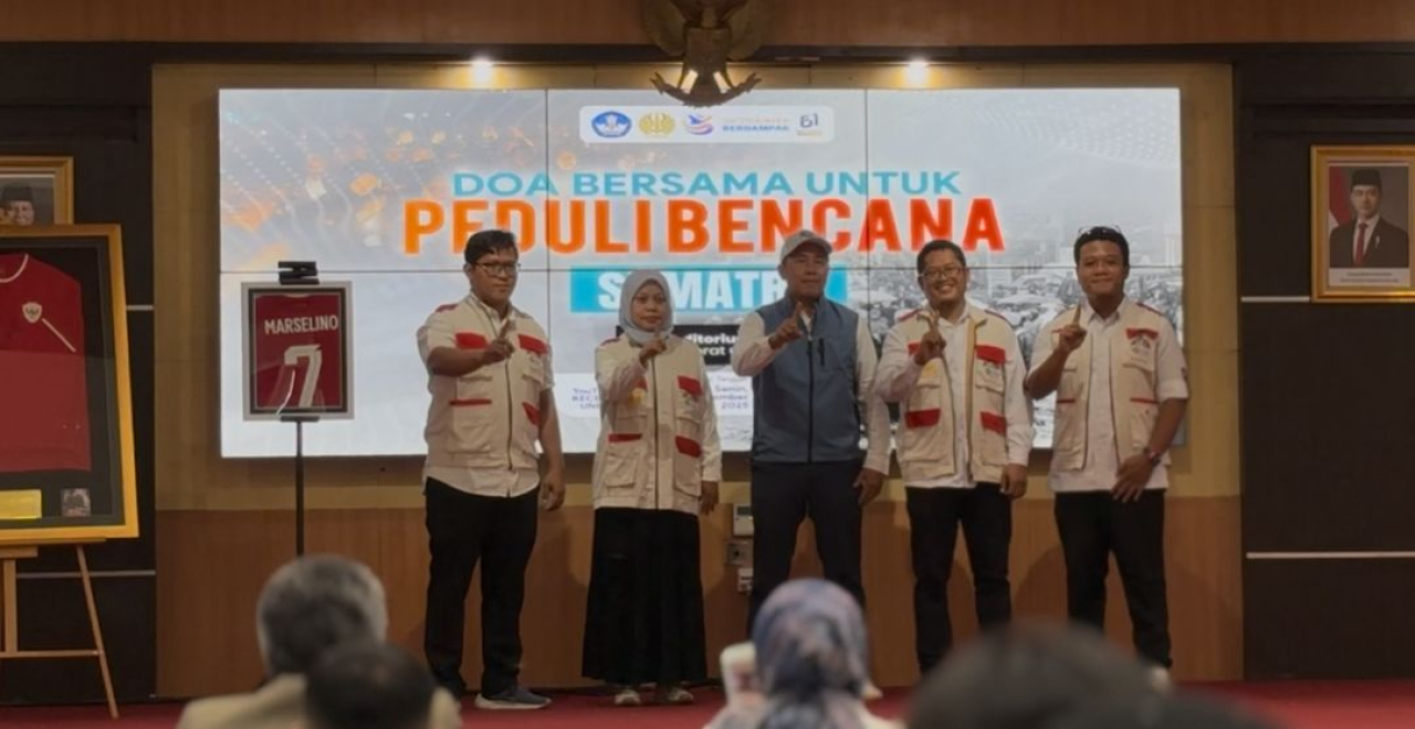 UNESA Salurkan Bantuan dan Gelar Trauma Healing untuk Mahasiswa yang Keluarganya Terdampak Bencana di Sumatra