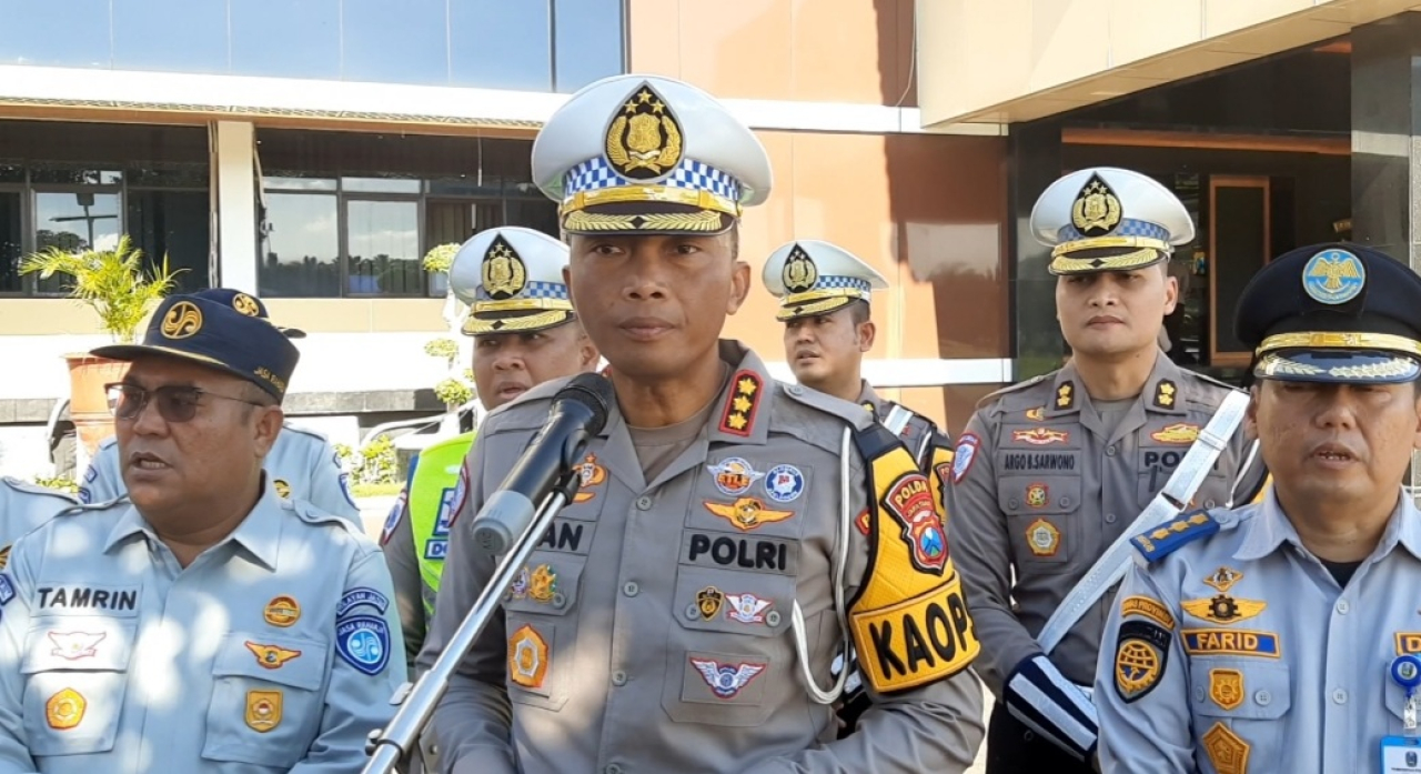 Direktur Lalu Lintas (Dirlantas) Polda Jatim Kombes Pol Iwan Saktiadi