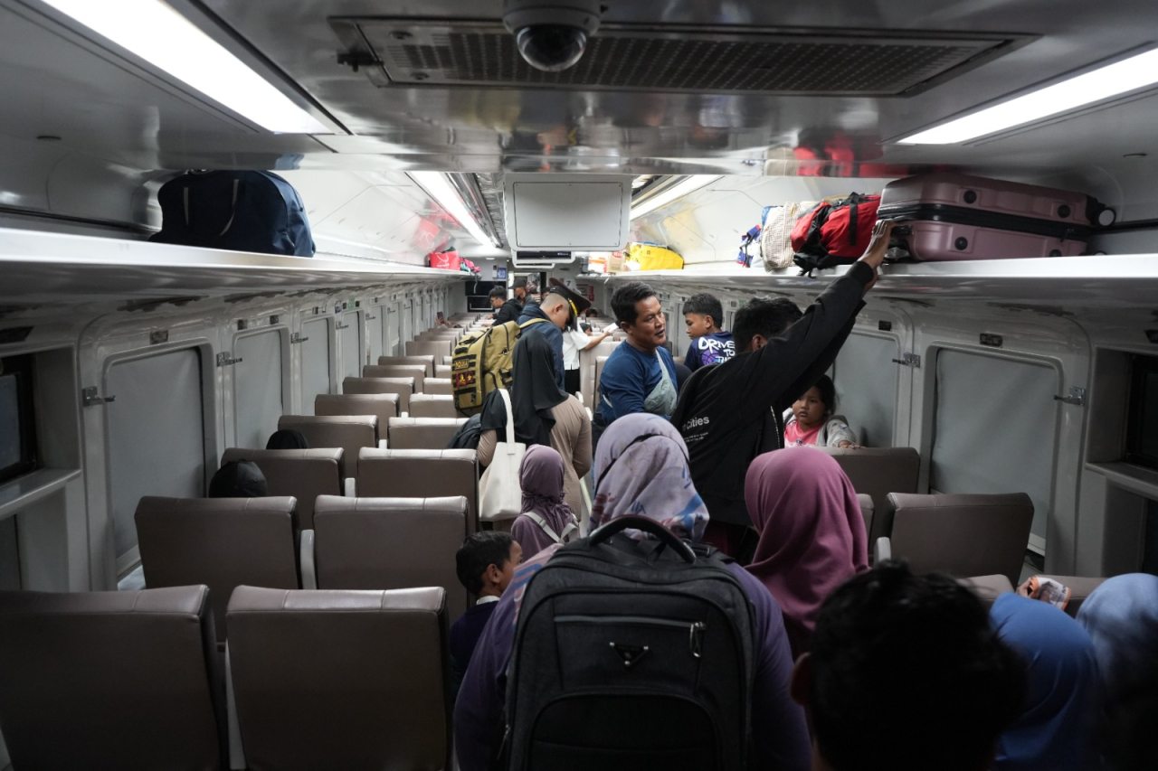 Penumpang KAI Daop 8 Surabaya Tembus 47 Ribu, Penjualan Tiket Lebaran Capai 70 Persen