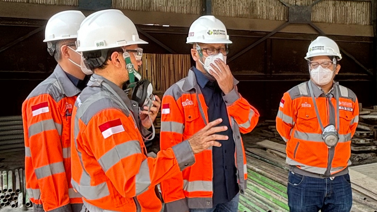 Direktur Utama SIG Tinjau Pasokan Semen di Aceh, Pastikan Distribusi Lancar